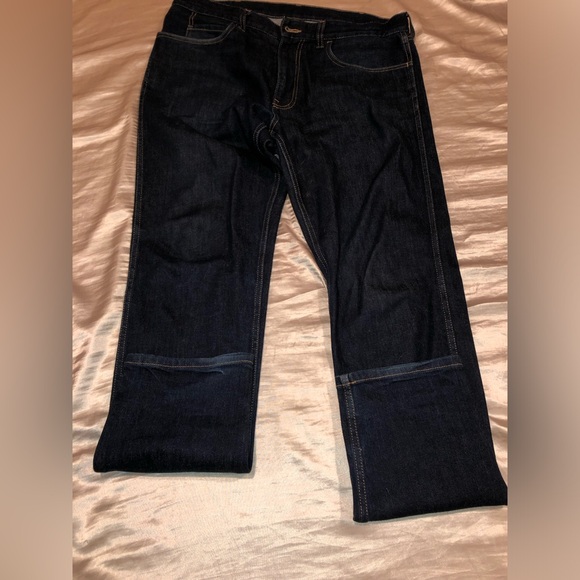 Gucci Men's Navy Jeans with Tiger Detail - Picture 12 of 13